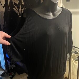 Rue21 Black Short Sleeve Women's Top